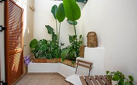 Blue Jasmine Apartments